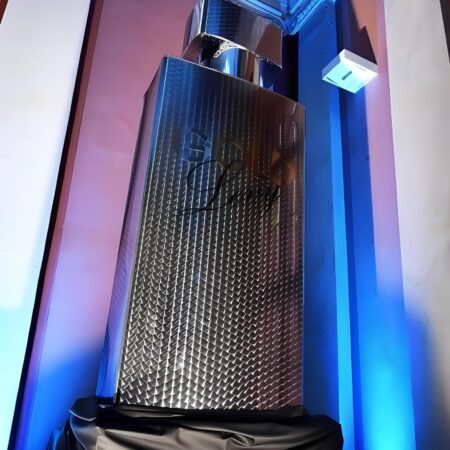 GOLD Levy - The greatest perfume in the world! Guinness Book of Records Certificate!